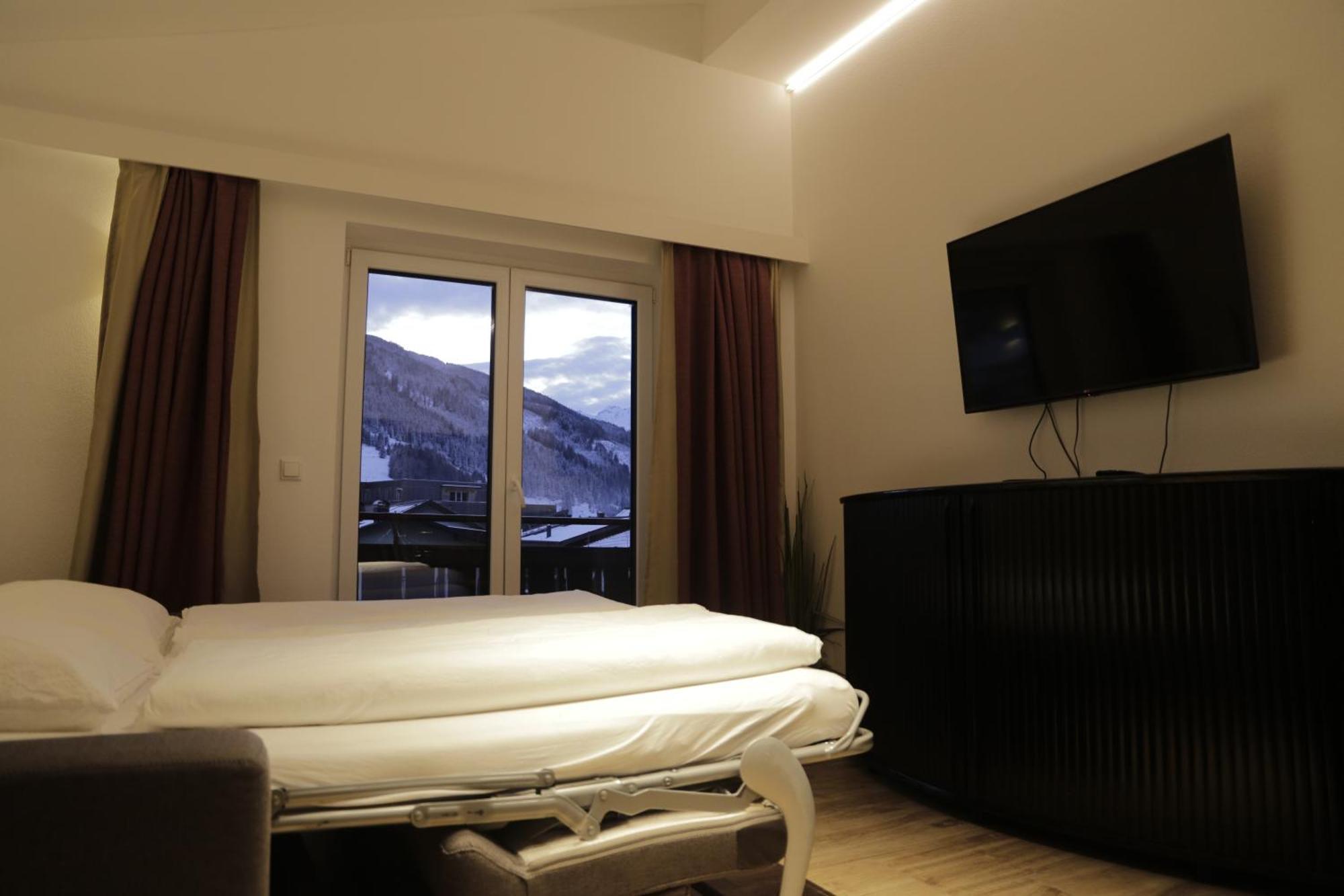 Thurners Boutique Hotel Bruck an der Grossglocknerstrasse Room photo